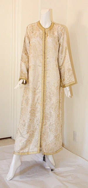 Elegant Moroccan White Caftan with Gold Metallic Floral Brocade