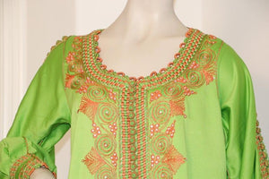 Moroccan Kaftan in Kelly Green