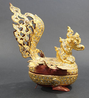 Burmese Bird-Shaped Betel Gold Lacquered Box