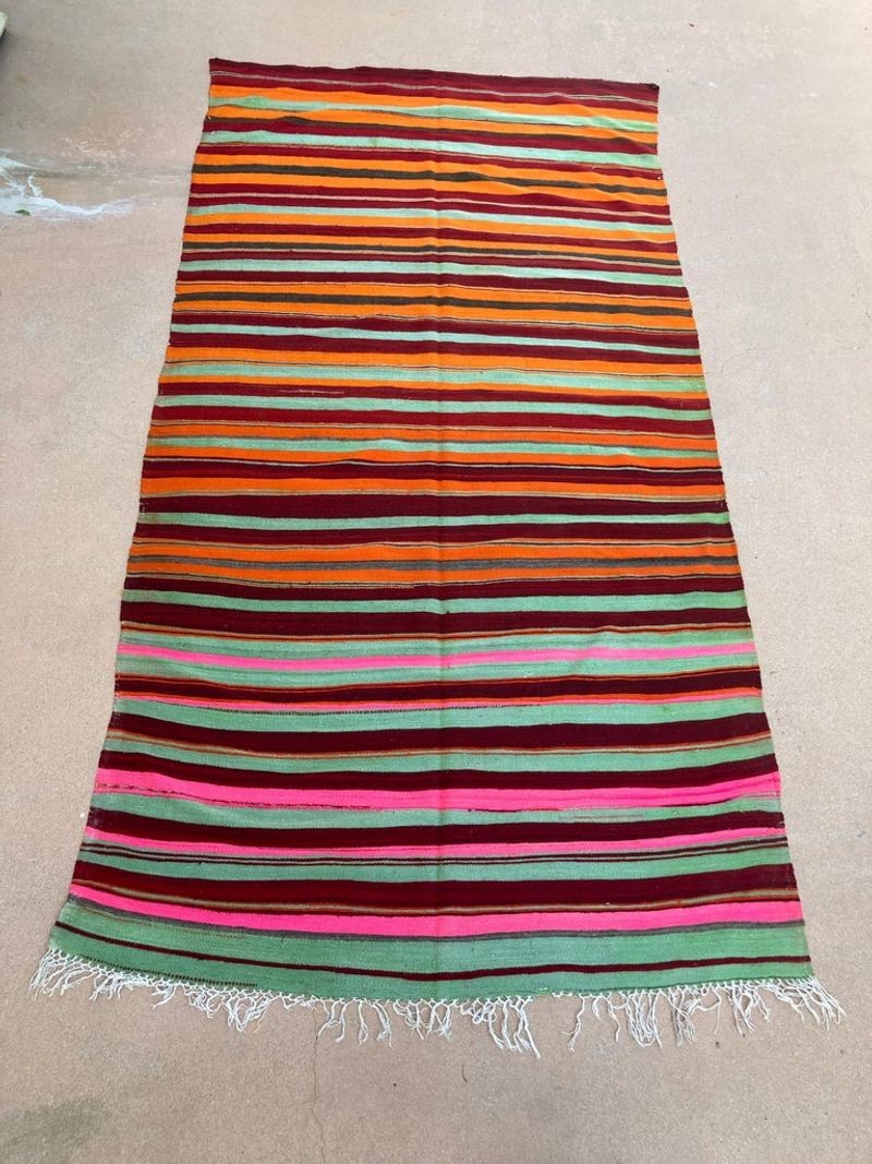 Moroccan Vintage Flat-Weave Kilim Rug North Africa