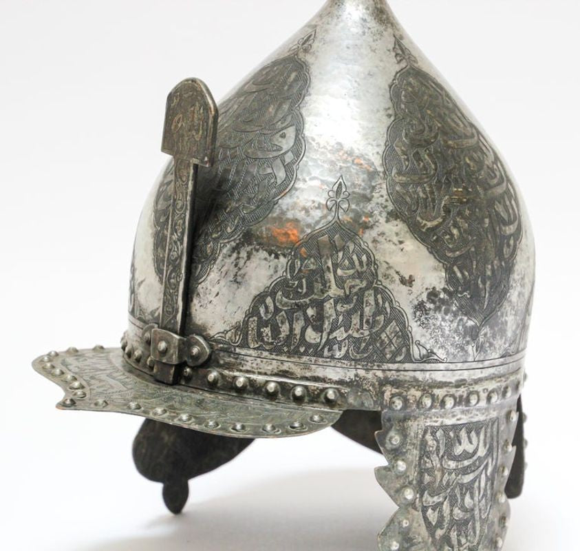 Islamic Indo Persian Kulah Khud Helmet with Arabic Inscription - E-mosaik