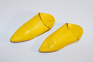 Moroccan Hand Tooled Yellow Leather Slippers Pointed Shoes