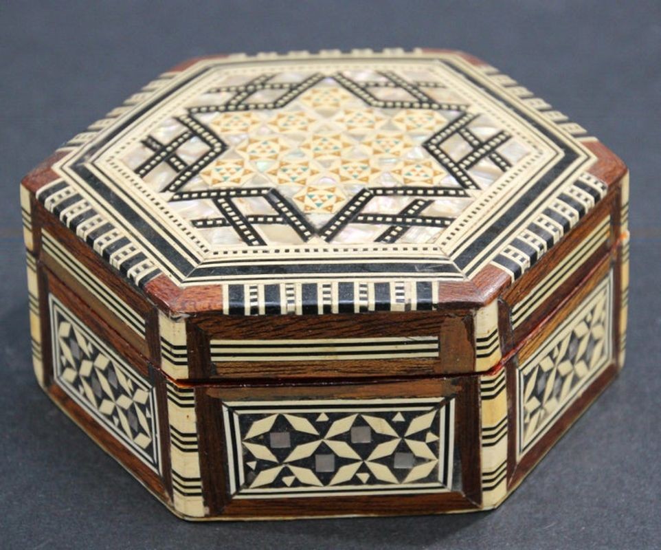 Handcrafted White Mosaic Marquetry Moorish Octagonal Box