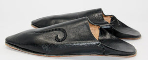 Moroccan Hand Tooled Black Leather Slippers Pointed Shoes