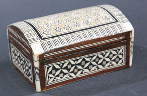 Middle Eastern Moorish Handcrafted Mosaic Decorative Box