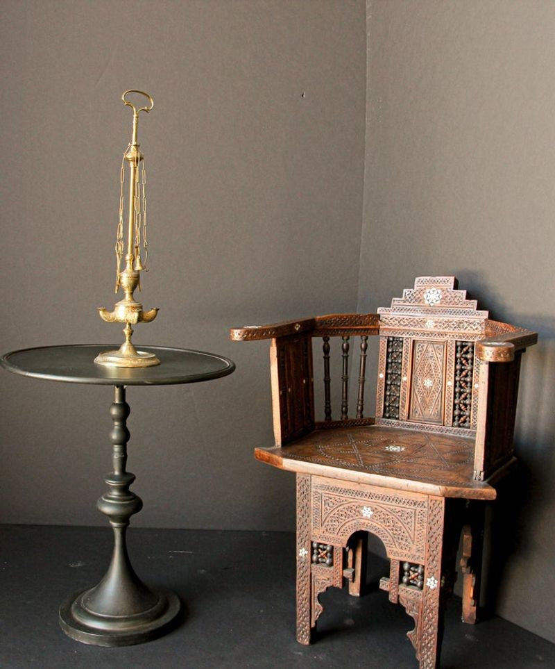 Anglo Indian Victorian Brass Oil Lamp 19th Century