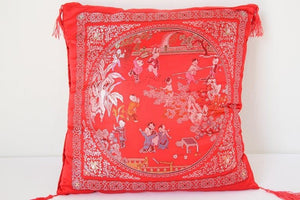 Chinese Decorative Red Throw Pillow with Tassels