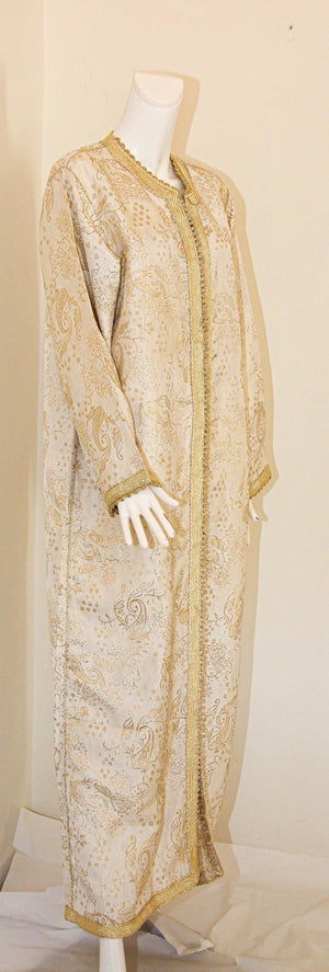 Elegant Moroccan White Caftan with Gold Metallic Floral Brocade