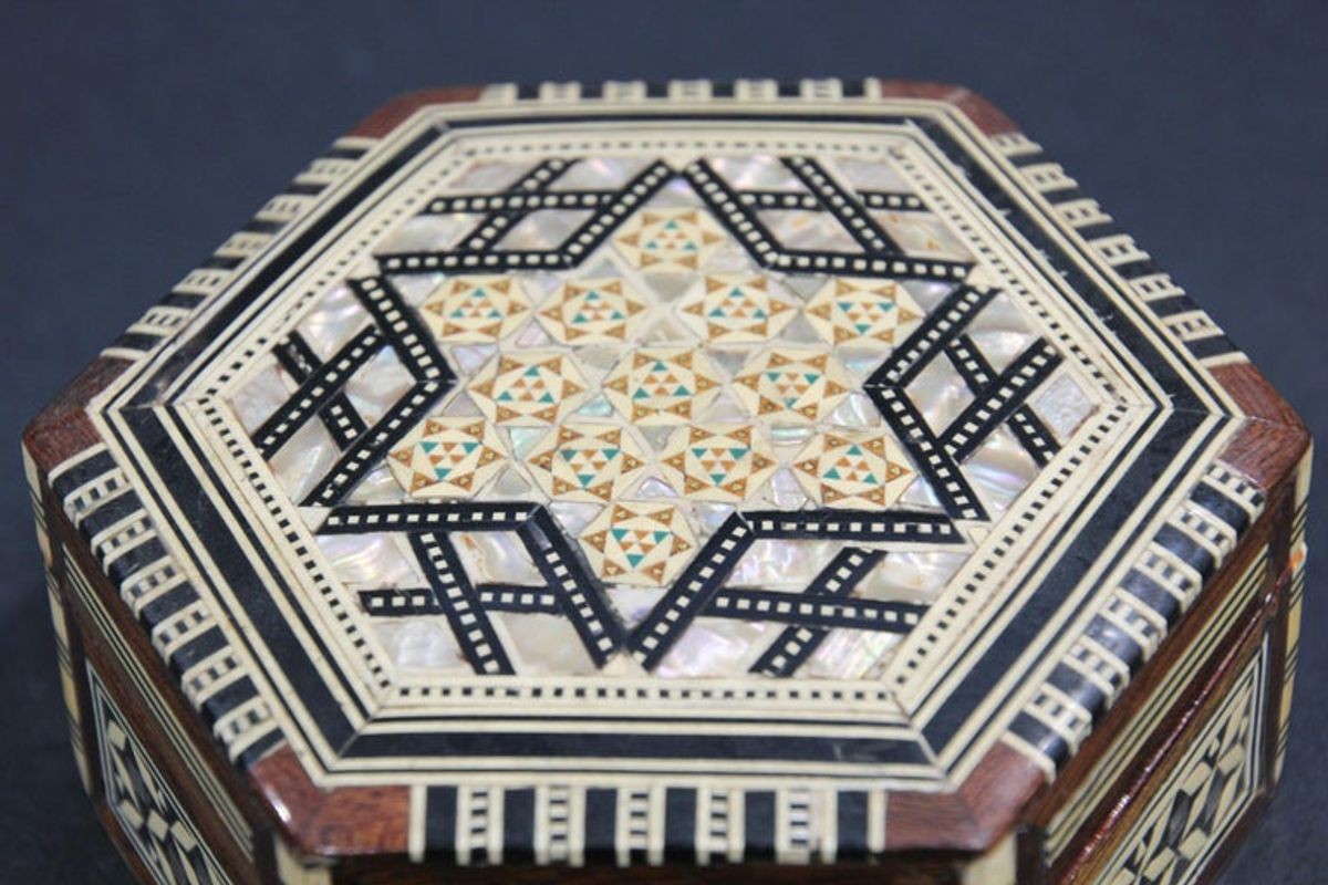 Handcrafted White Mosaic Marquetry Moorish Octagonal Box