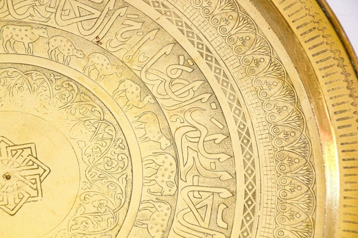 Mughal Indian Handcrafted Decorative Hammered Moorish Brass Tray