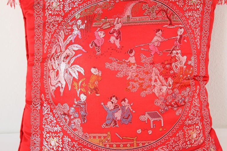 Chinese Decorative Red Throw Pillow with Tassels