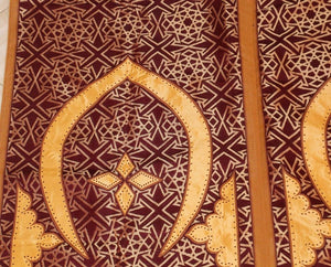 Moroccan Wall Hanging Hiti with Moorish Arches Red and Gold
