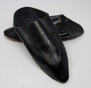 Moroccan Hand Tooled Black Leather Slippers Pointed Shoes