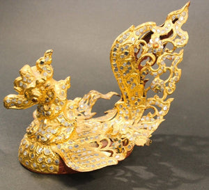 Burmese Bird-Shaped Betel Gold Lacquered Box