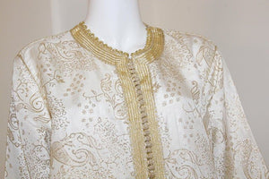 Elegant Moroccan White Caftan with Gold Metallic Floral Brocade