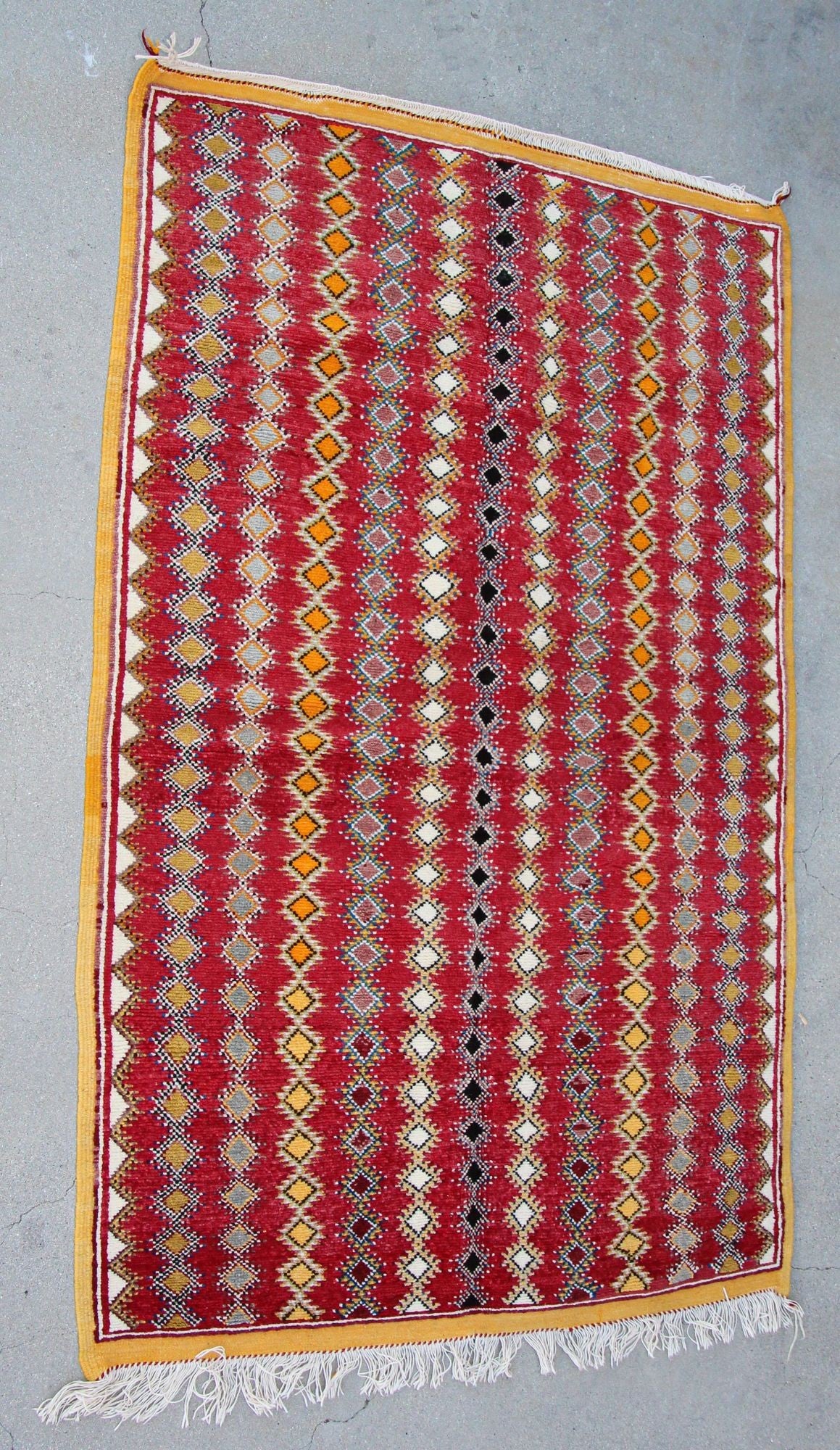 1980s Vintage Moroccan Boujad Hand-Woven Tribal Rug