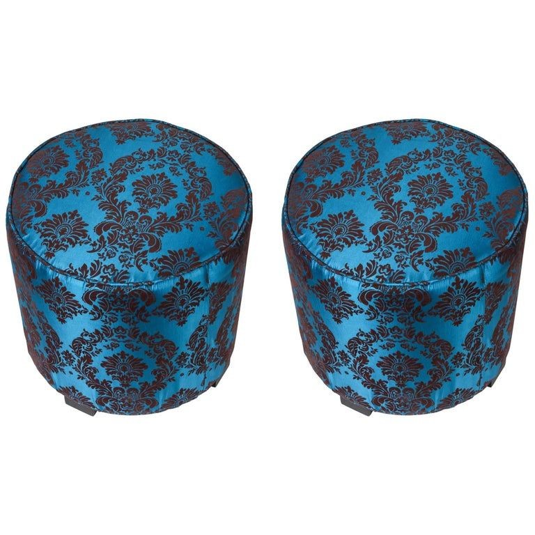 Contemporary Royal Blue Upholstered Round Stools - E-mosaik