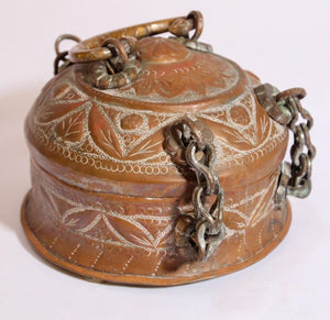 Rajasthani Decorative Brass Lidded Betel Caddy Box
