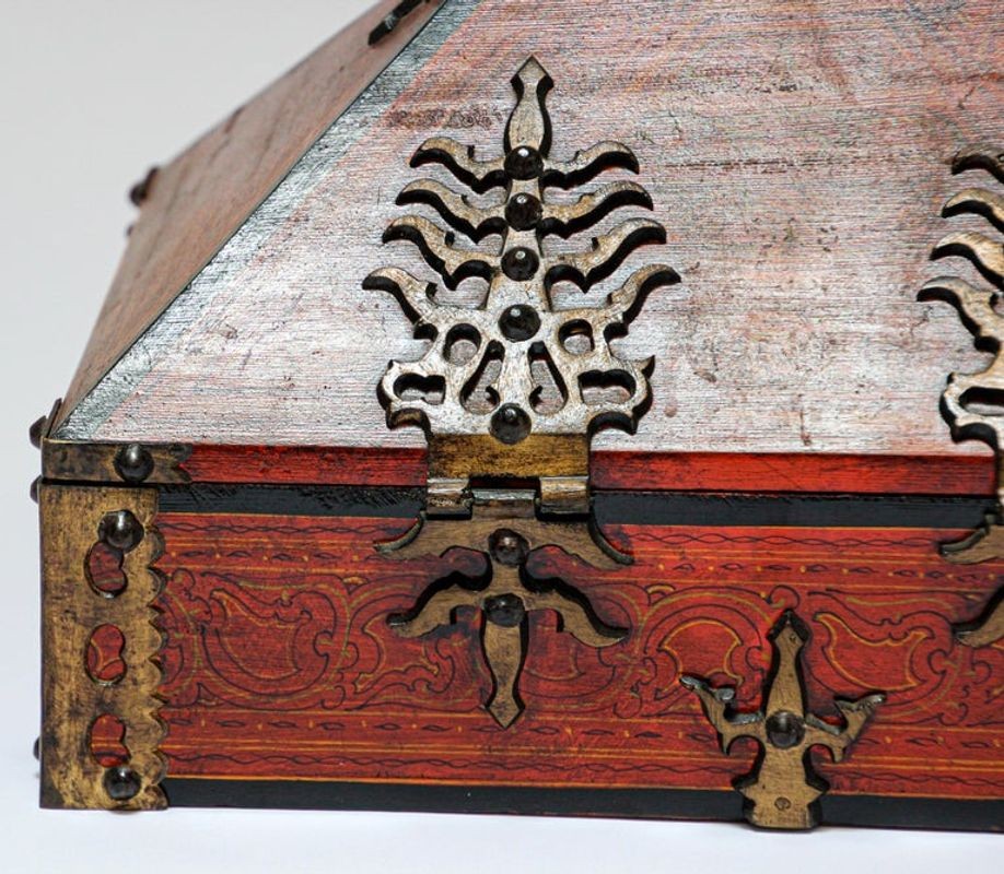 19th Century Indian Malabar Dowry Jewelry Box in Lacquered Teak with Handcrafted Brass from Kerala