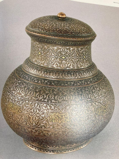 Treasures of Islam Collectible Art Book by Toby Folk 1985