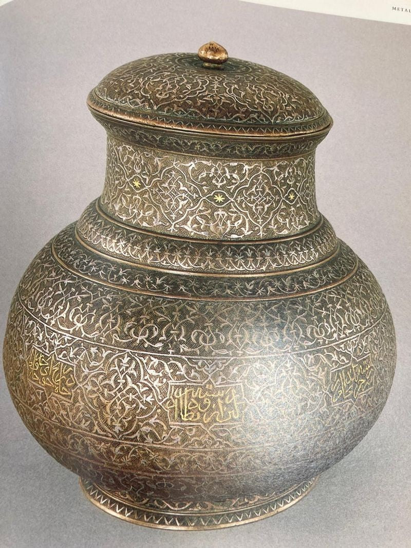 Treasures of Islam Collectible Art Book by Toby Folk 1985