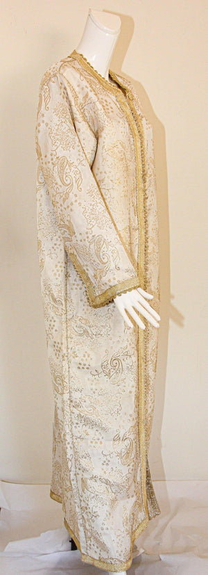 Elegant Moroccan White Caftan with Gold Metallic Floral Brocade