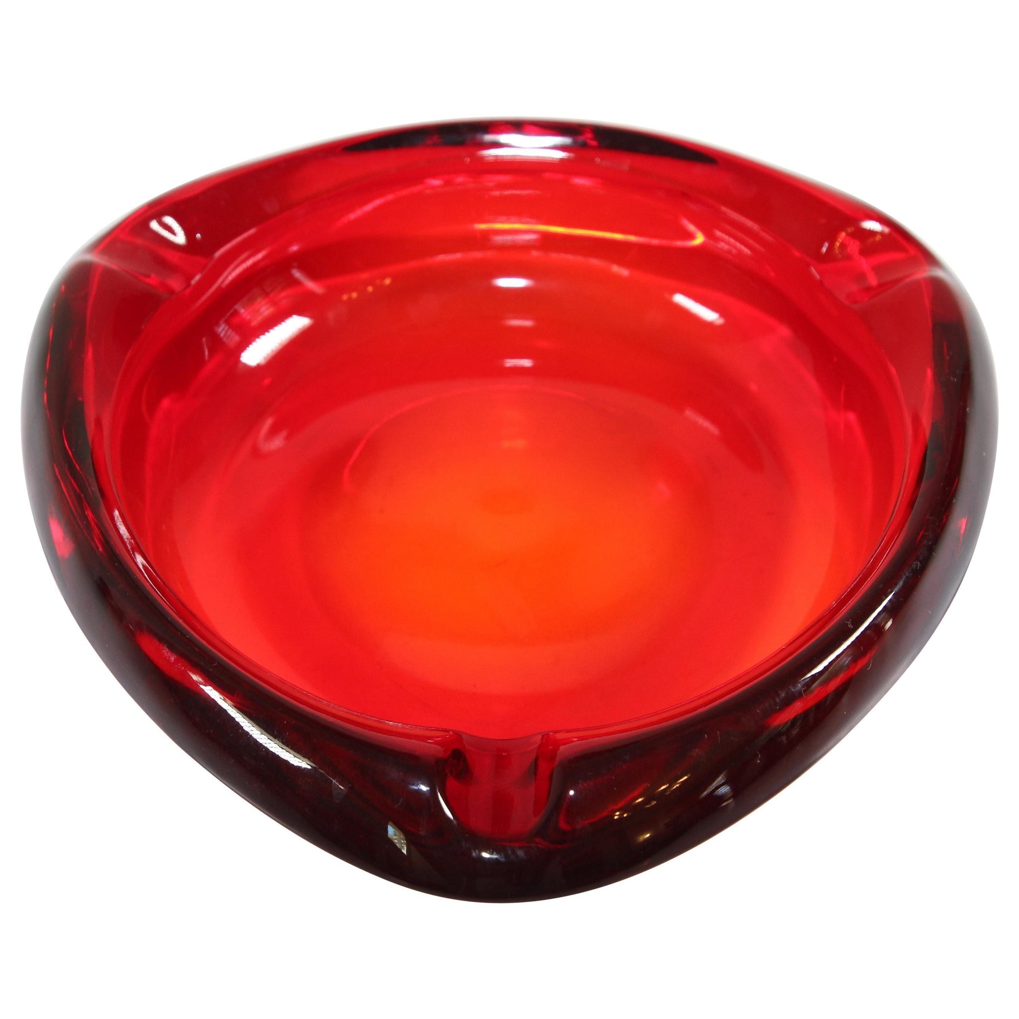 入荷中 Red Ruby Ashtray Glass Mid-Century Vintage Triangular E-mosaik - ハーマンミラー