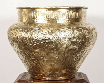 Large Egyptian Mamluk Revival Repoussé Brass Jardinière Cache-pot, 19 in.