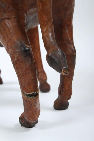 Leather Vintage Decorative Fighting Bulls, Pair