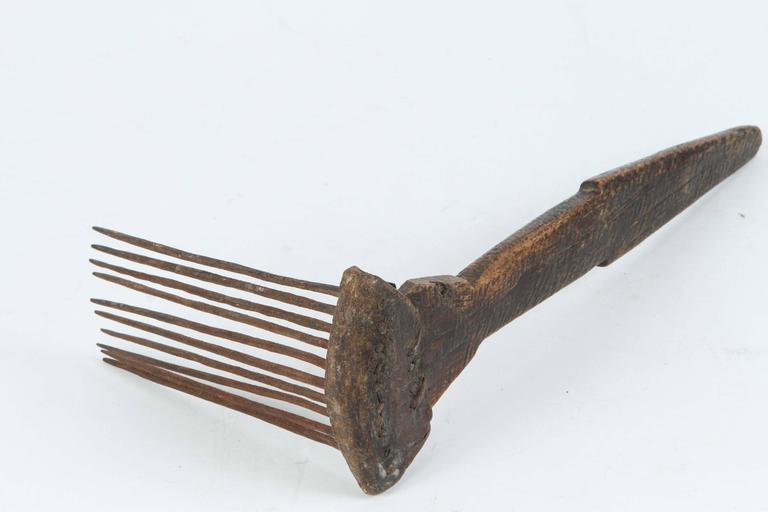 19th Century Hand-Carved Antique Berber Wool Comb from Morocco