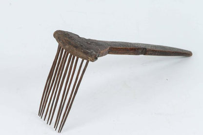 19th Century Hand-Carved Antique Berber Wool Comb from Morocco