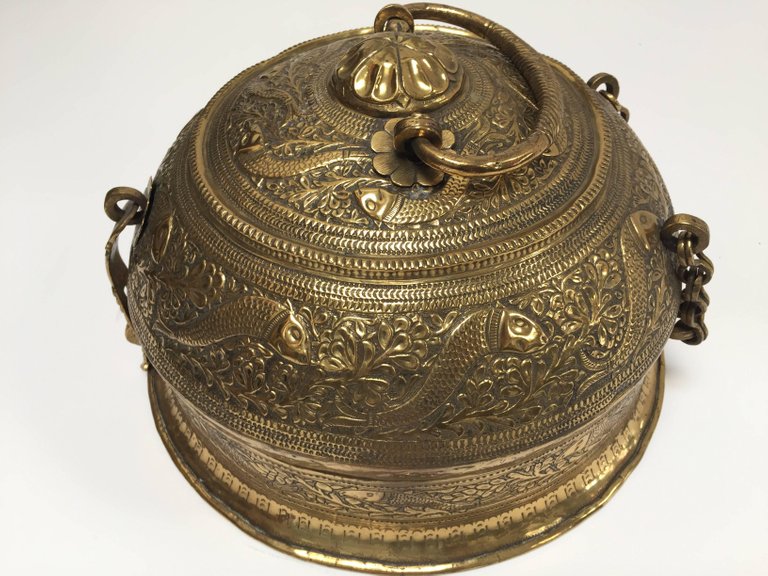 Decorative Large Round Brass Box Caddy 19th C, North India