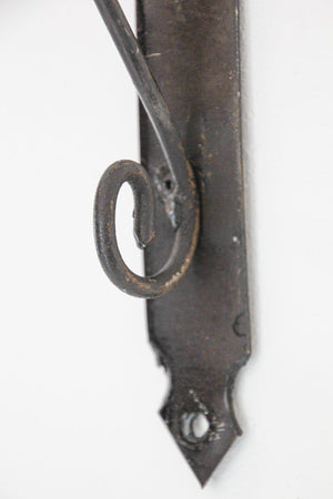 Wall Mounted Iron Bracket for Lanterns or Signs