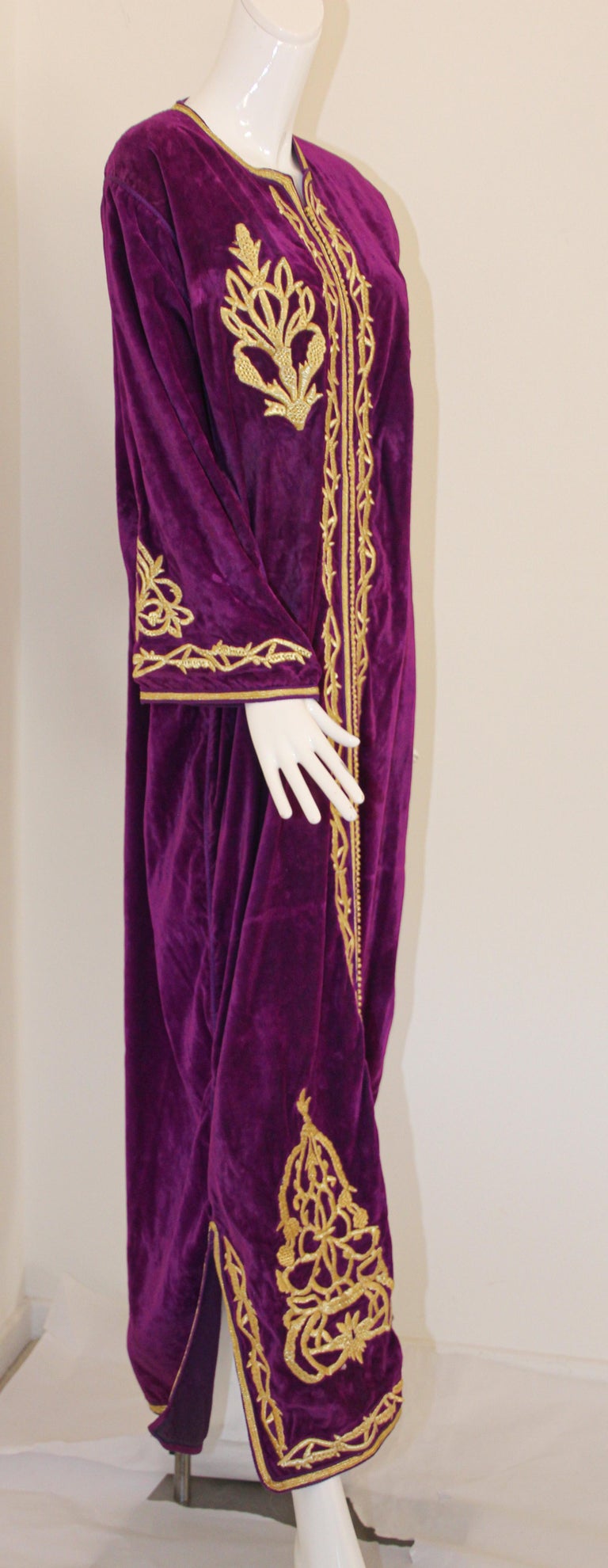 Moroccan Caftan Purple Velvet Embroidered with Gold Kaftan, circa 1970