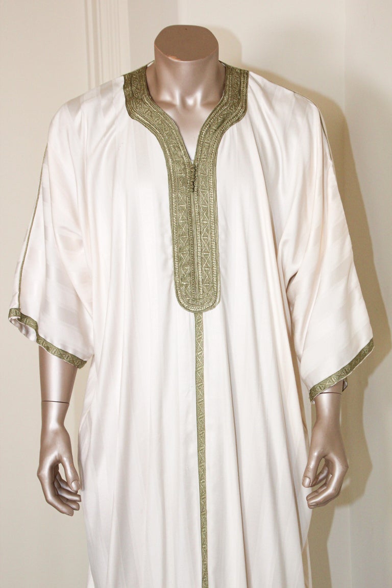 Moroccan Vintage Gentleman Caftan White with Green Trim