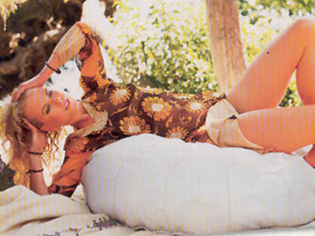 Celebrity Photoshoot with our Moroccan white pouf and Moroccan rugs